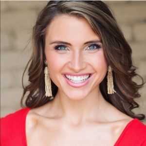 Meet your Posher, Gabrielle